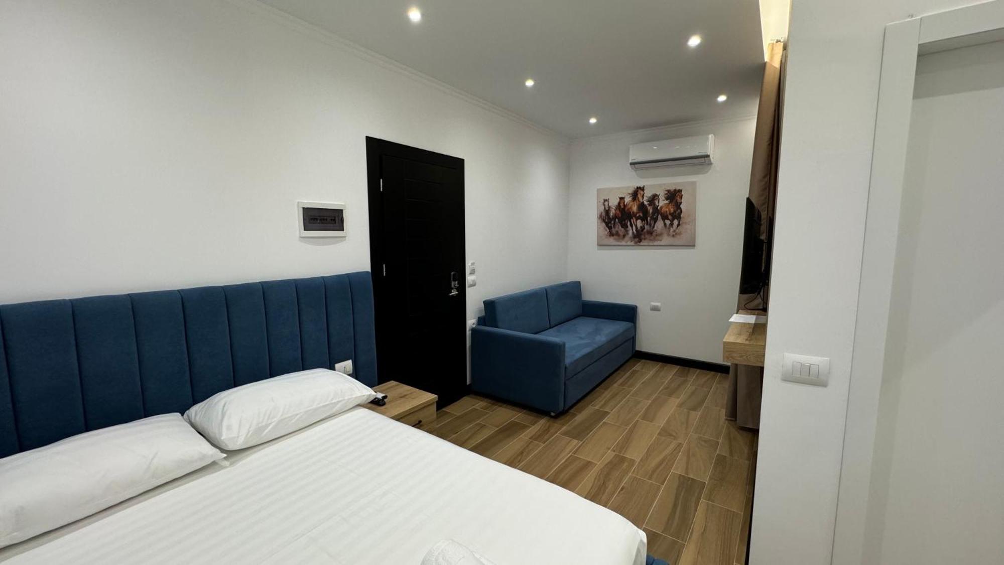 Hotel Bizant Permet Ngoại thất bức ảnh