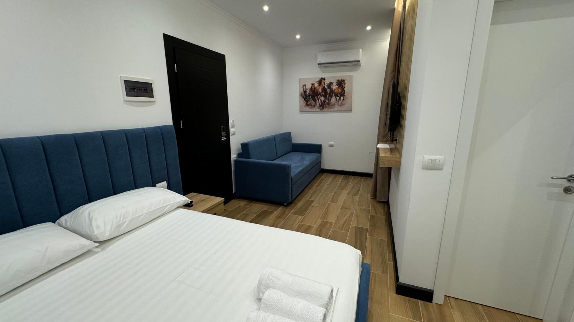 Hotel Bizant Permet Ngoại thất bức ảnh
