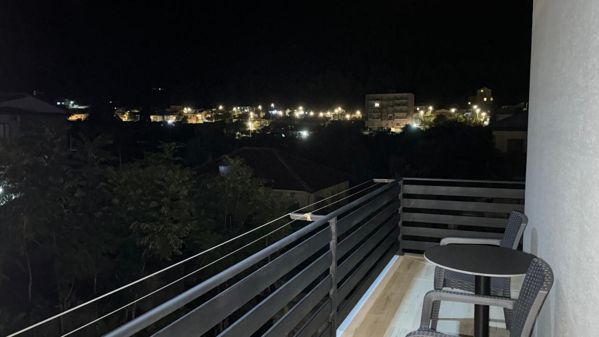 Hotel Bizant Permet Ngoại thất bức ảnh