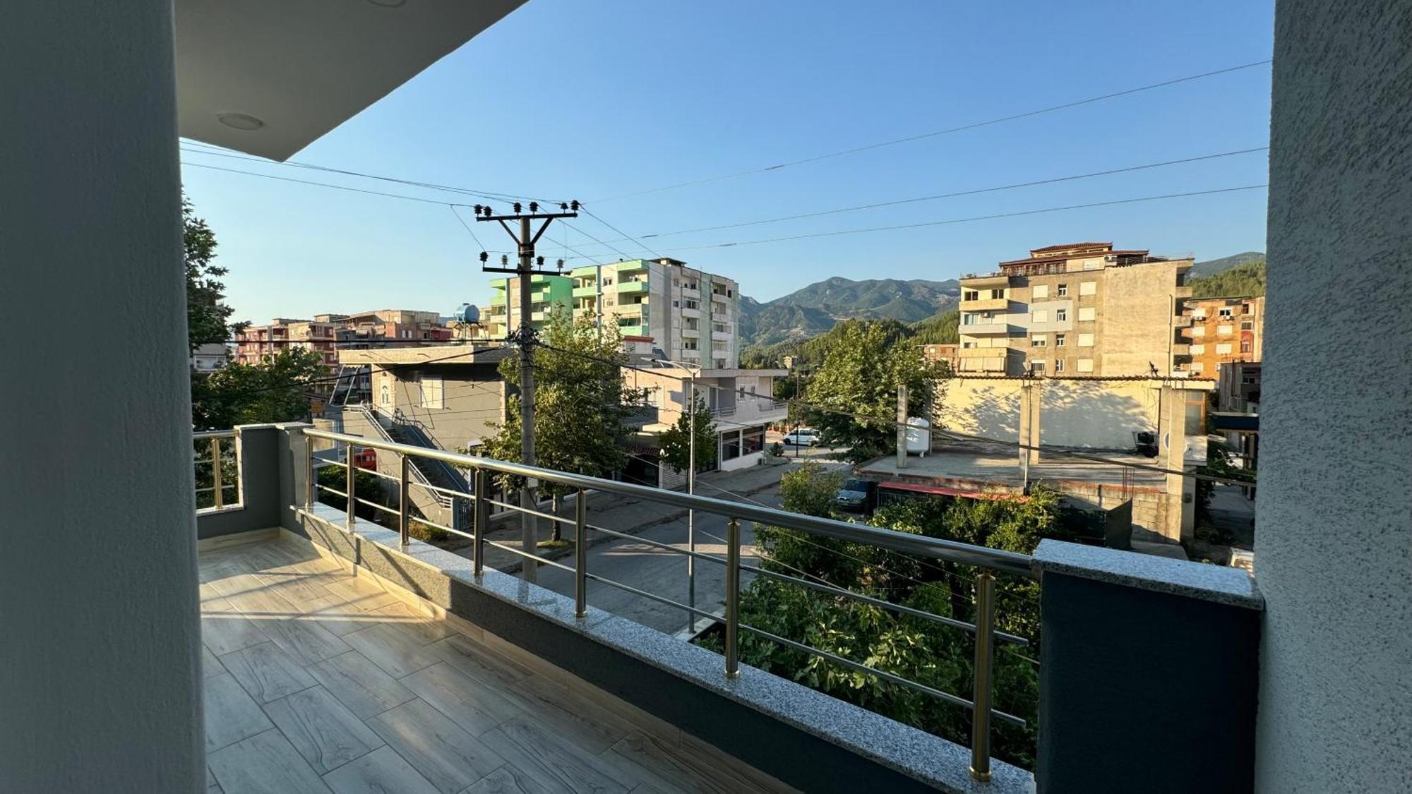 Hotel Bizant Permet Ngoại thất bức ảnh