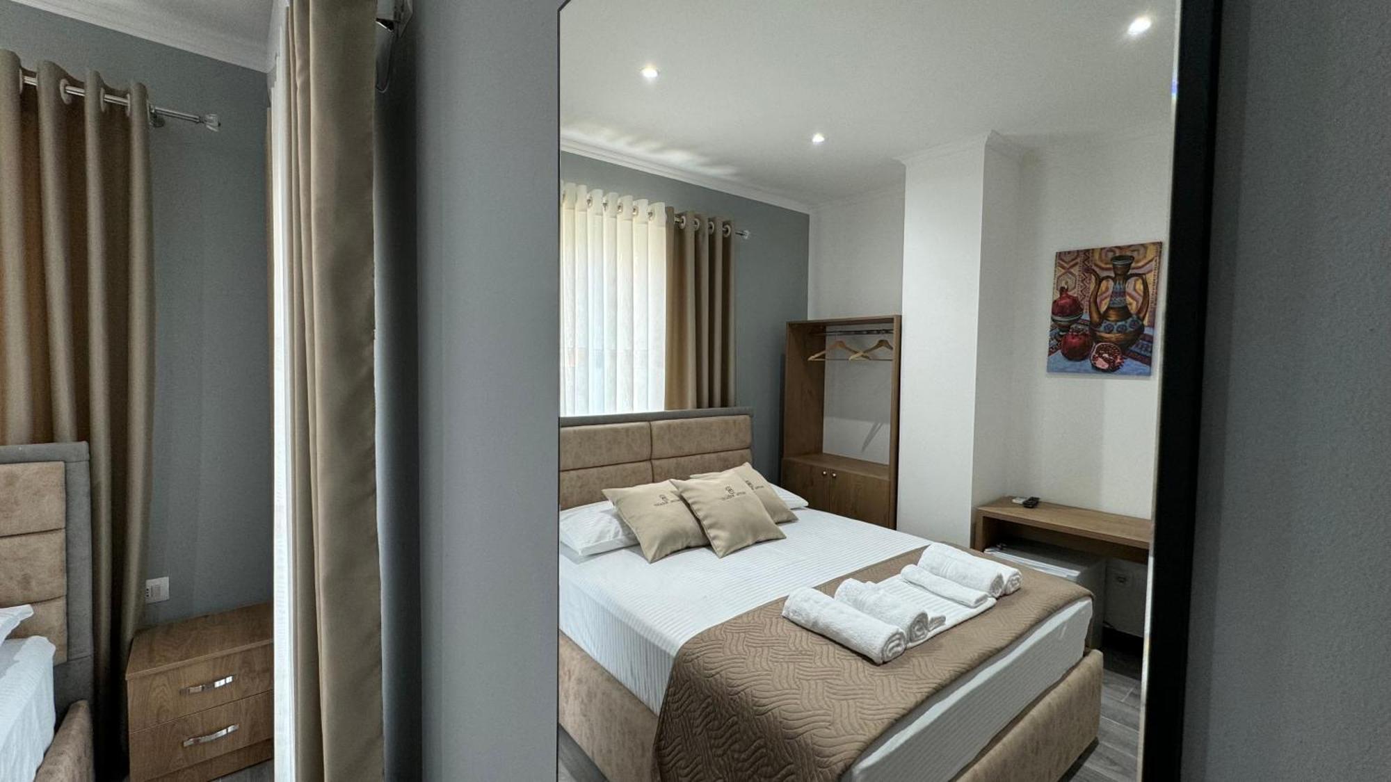 Hotel Bizant Permet Ngoại thất bức ảnh