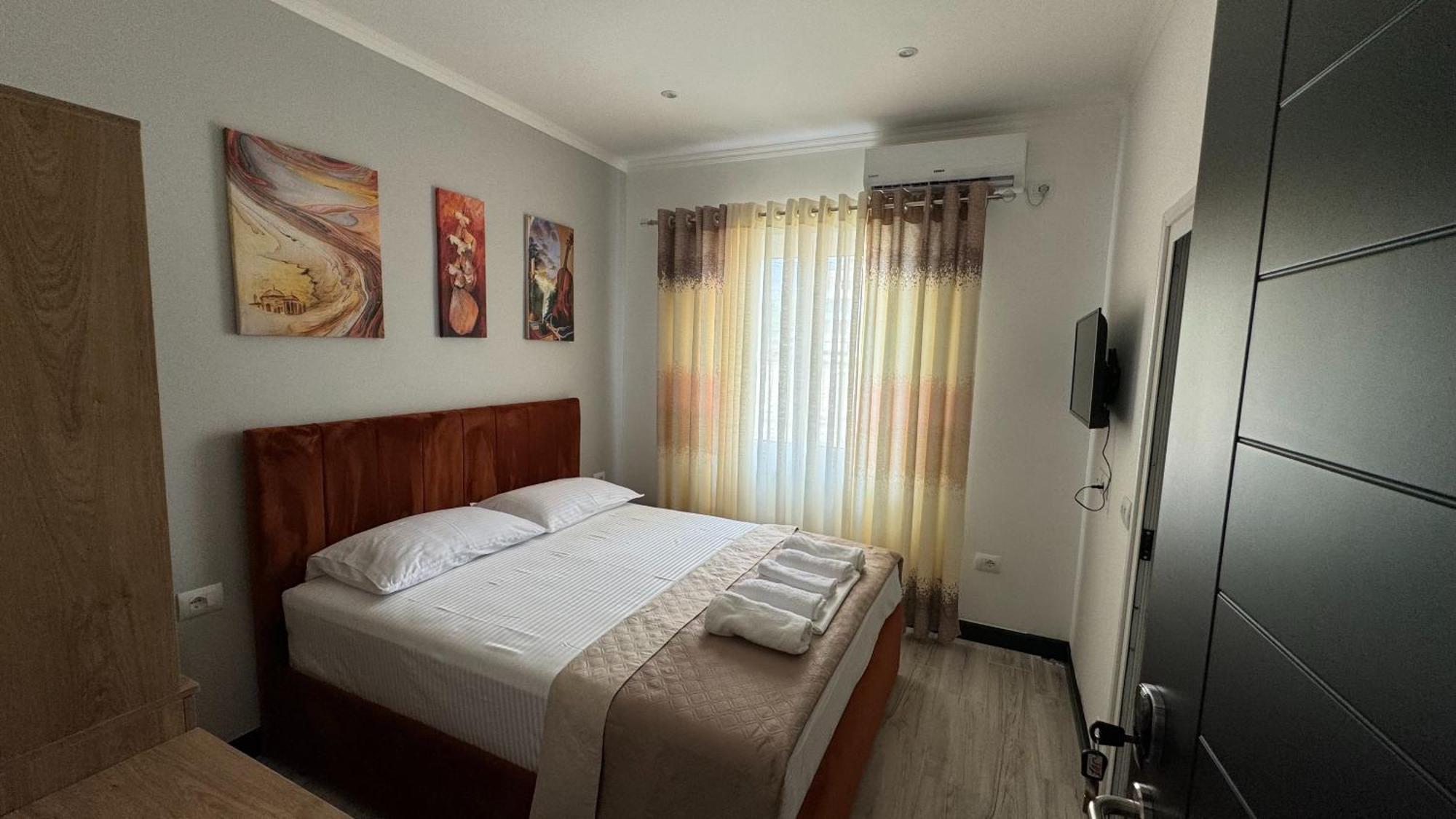 Hotel Bizant Permet Ngoại thất bức ảnh