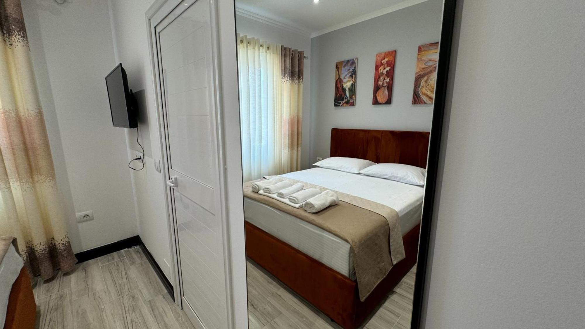 Hotel Bizant Permet Ngoại thất bức ảnh