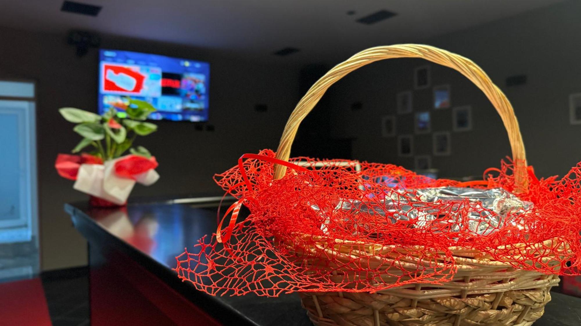 Hotel Bizant Permet Ngoại thất bức ảnh
