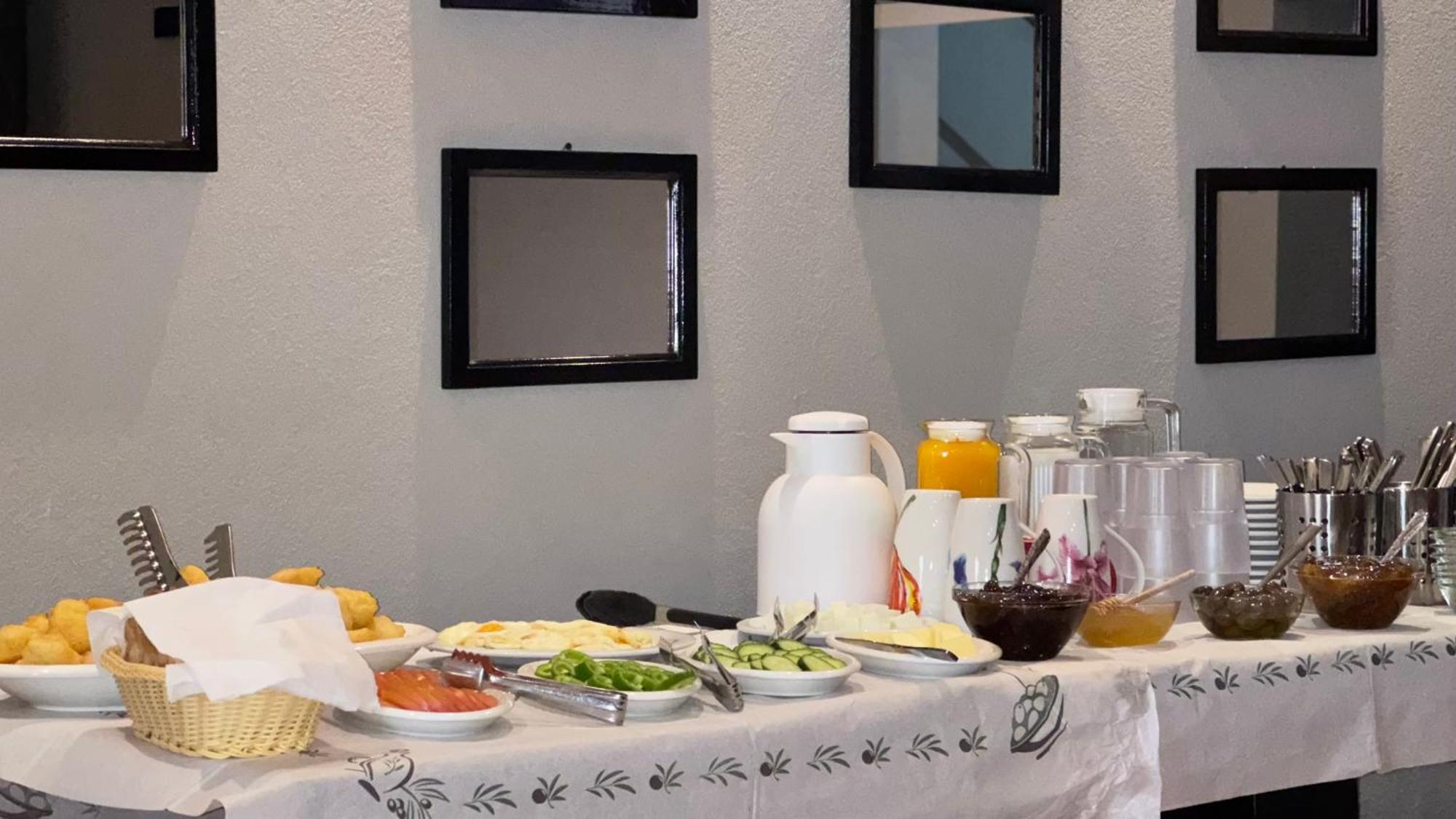 Hotel Bizant Permet Ngoại thất bức ảnh
